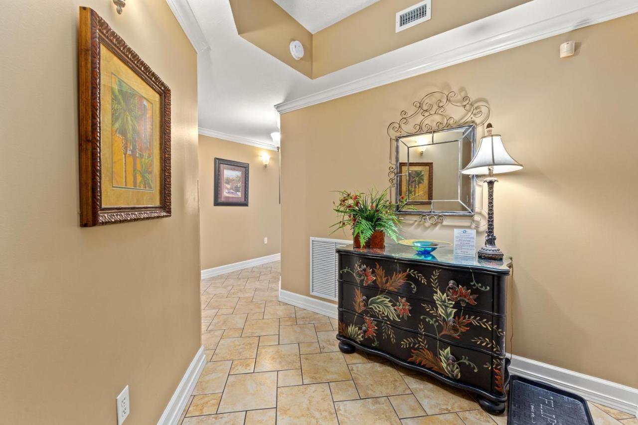 Gulf Front Master Bedroom! 2 Pools & Hot Tubs! Sleeps 8! 파나마 시티 외부 사진