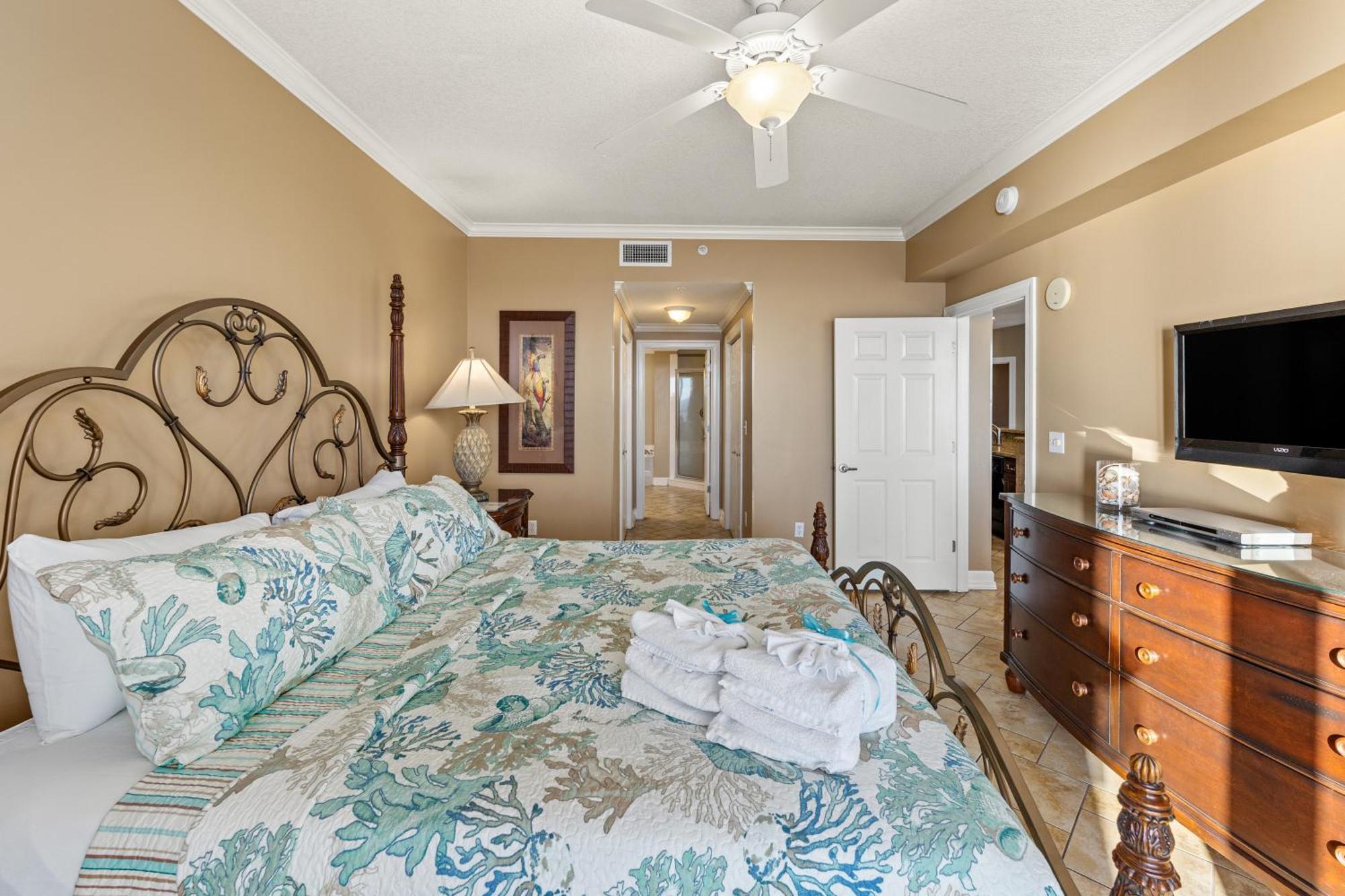 Gulf Front Master Bedroom! 2 Pools & Hot Tubs! Sleeps 8! 파나마 시티 외부 사진